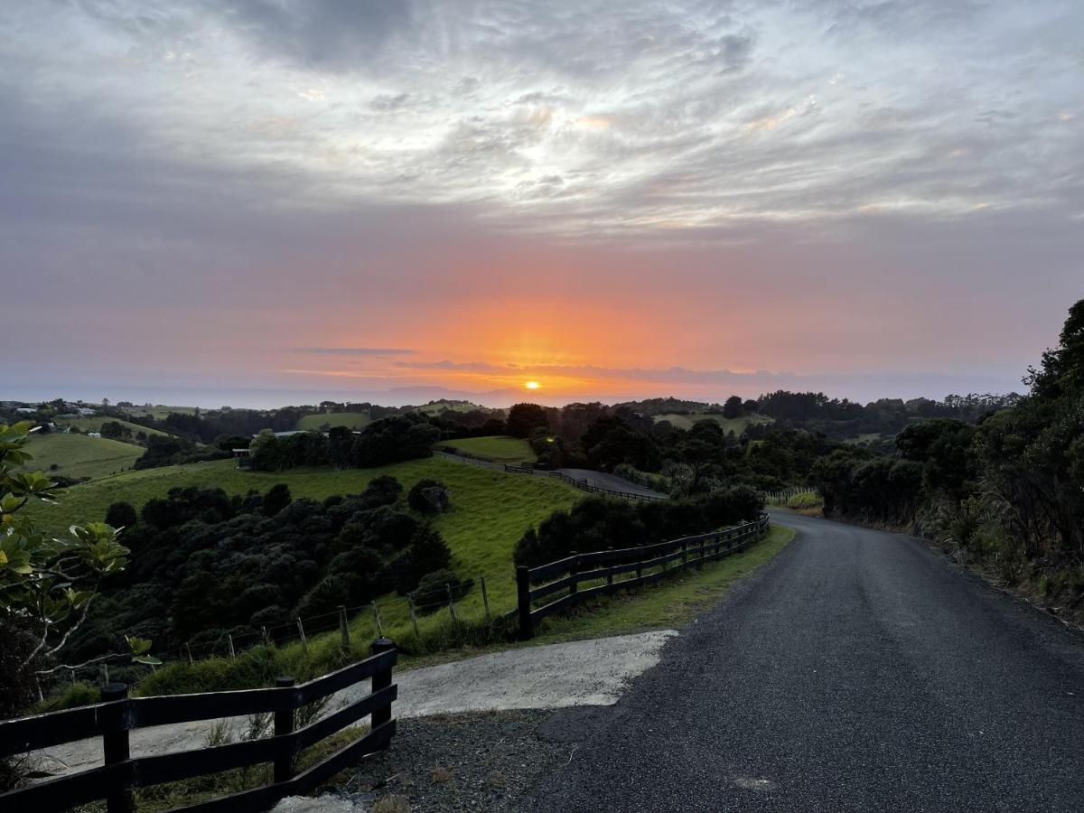 Matapouri & Tutukaka Spectacular Coastal Views- Aroha Luxury Guest Suite Екстер'єр фото