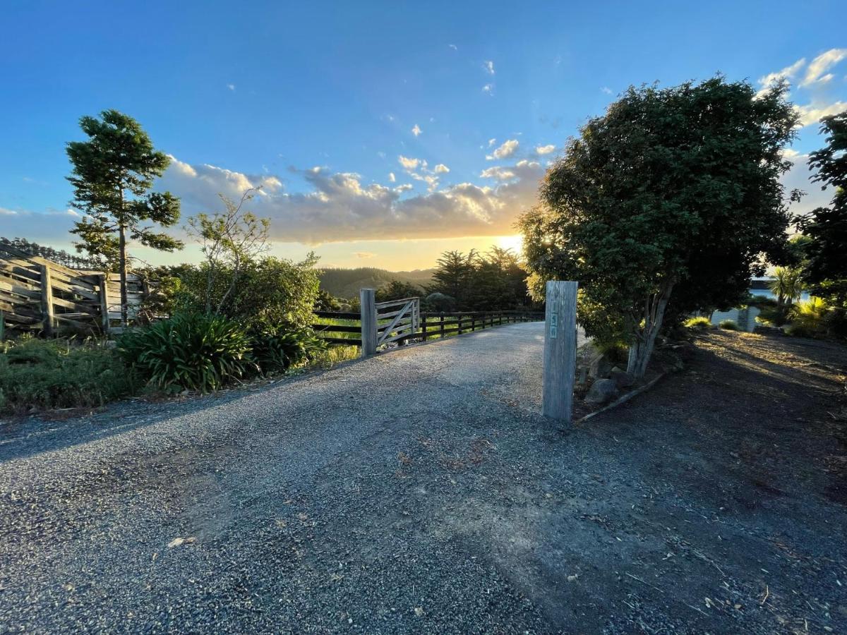 Matapouri & Tutukaka Spectacular Coastal Views- Aroha Luxury Guest Suite Екстер'єр фото